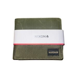Nixon Leather Logo Origami Showdown Falcon Green Canvas BiFold Wallet NWT